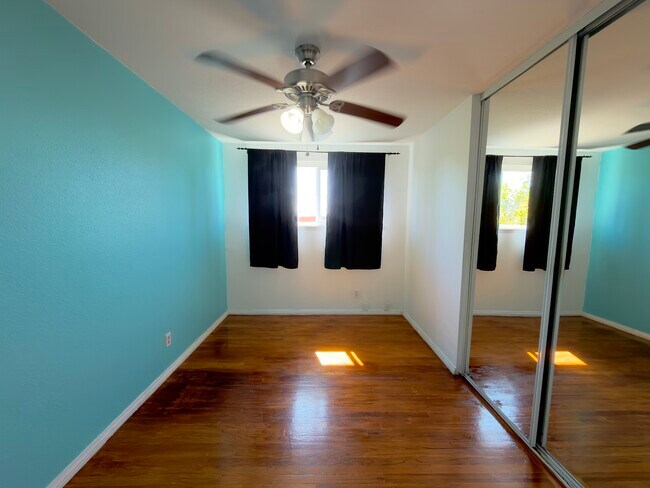 Foto del edificio - 7091 Eckstrom Ave