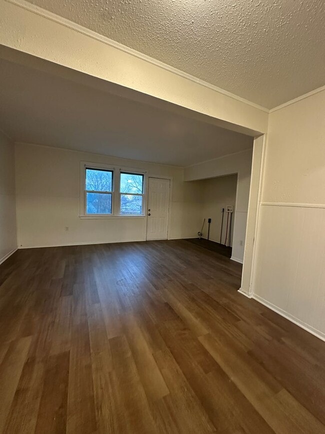 Building Photo - 35 Riley Manor Cir