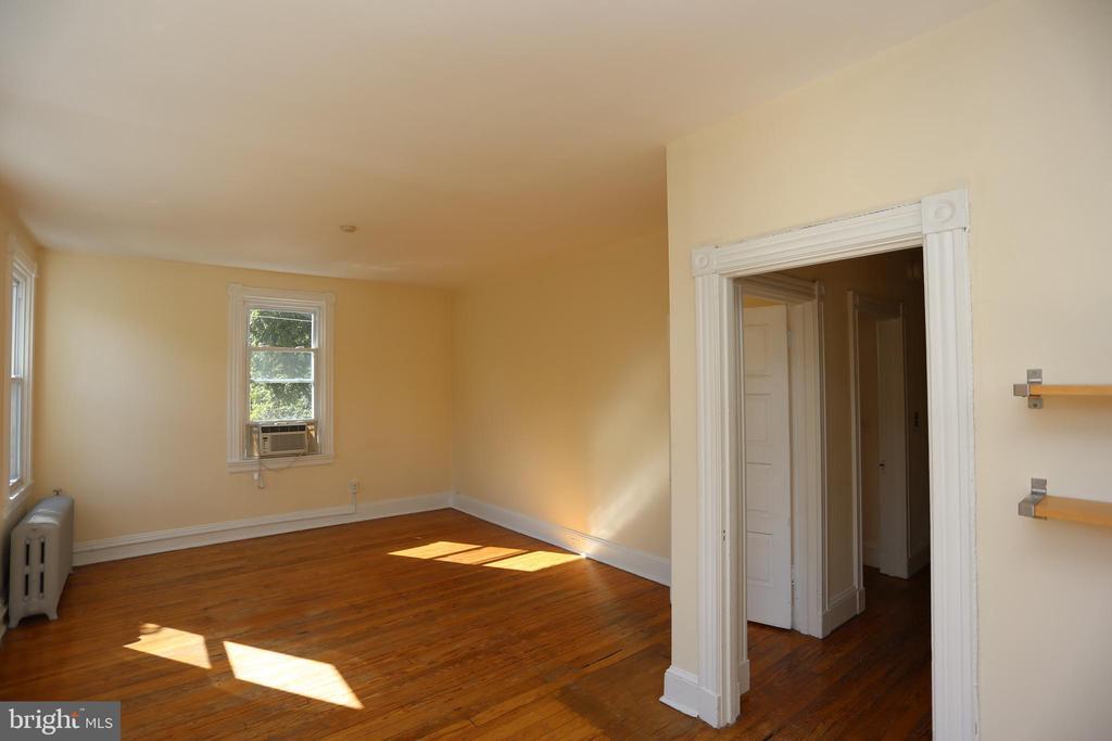 Foto principal - 730 St Johns Rd