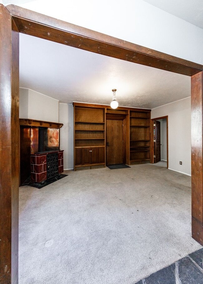 Building Photo - Palmer Park 3 bedroom