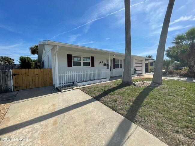 Building Photo - 125 Lynnhurst Dr