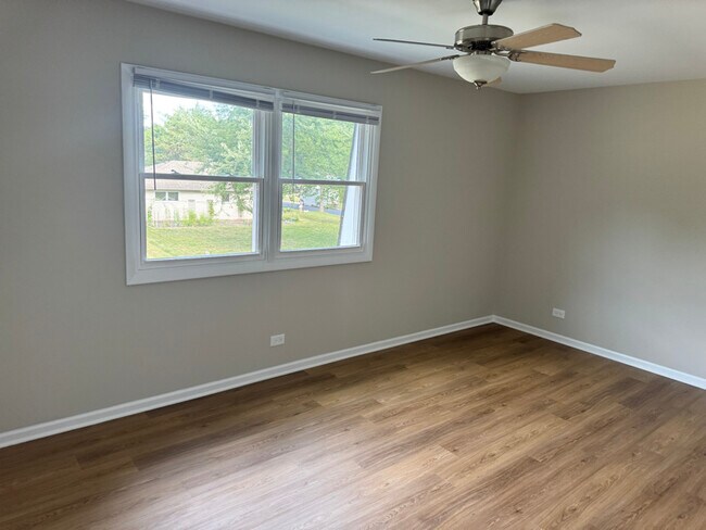 Foto del edificio - 2605 Oriole Ln