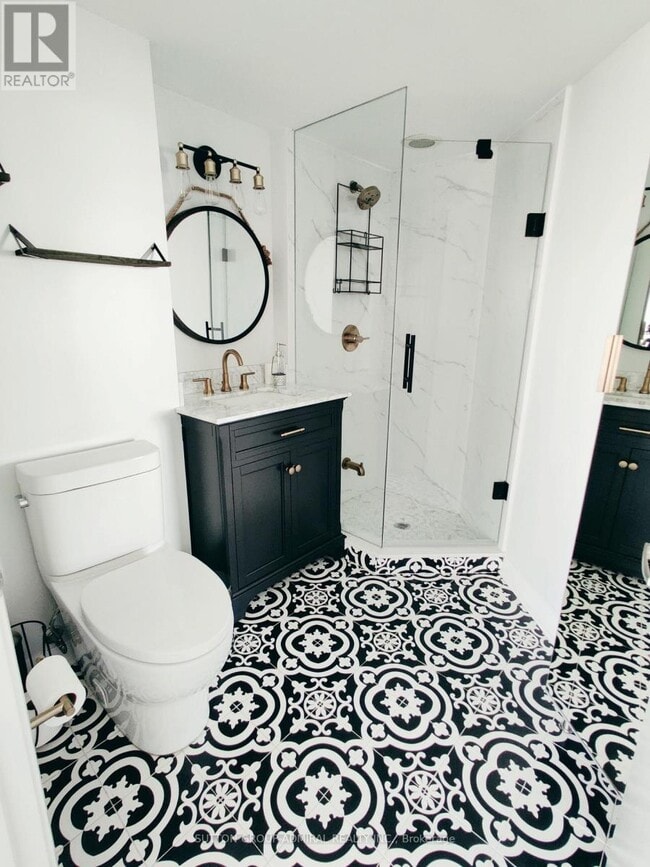 Building Photo - 600 Fleet St