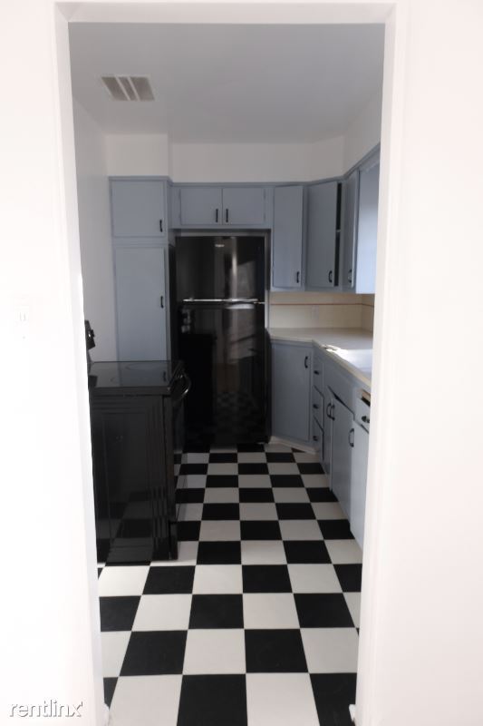 Building Photo - 1 br, 1 bath House - 5251 Auckland Ave