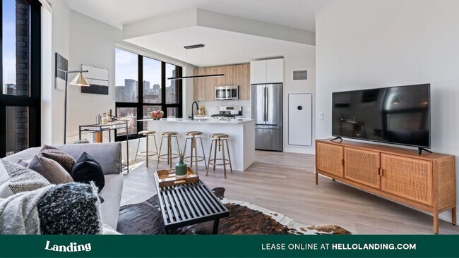 Foto del edificio - 730 N Milwaukee Ave