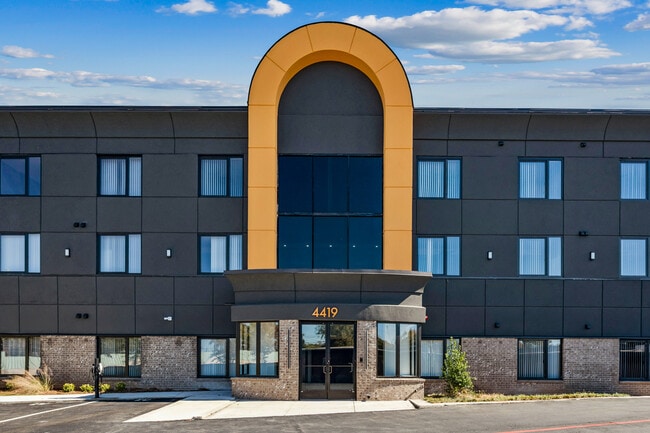 Building Photo - IQ Homes Tucker