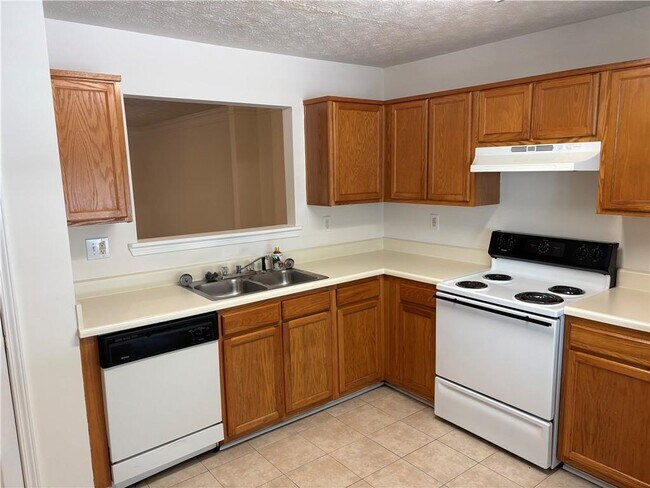 Foto del edificio - 4601 Logan Way
