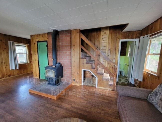 Foto del edificio - 1701 Old Mammoth Rd