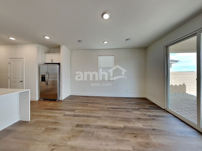 Building Photo - 11116 Magallanes Street