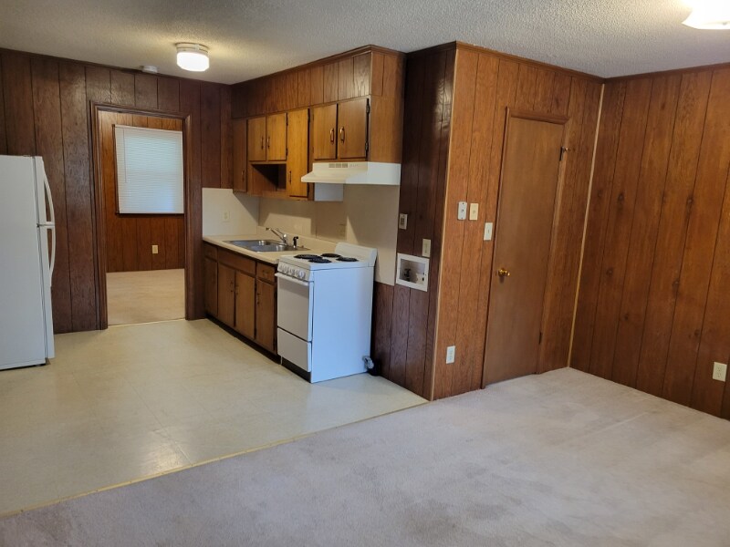 Building Photo - 807 N Buchanan Blvd
