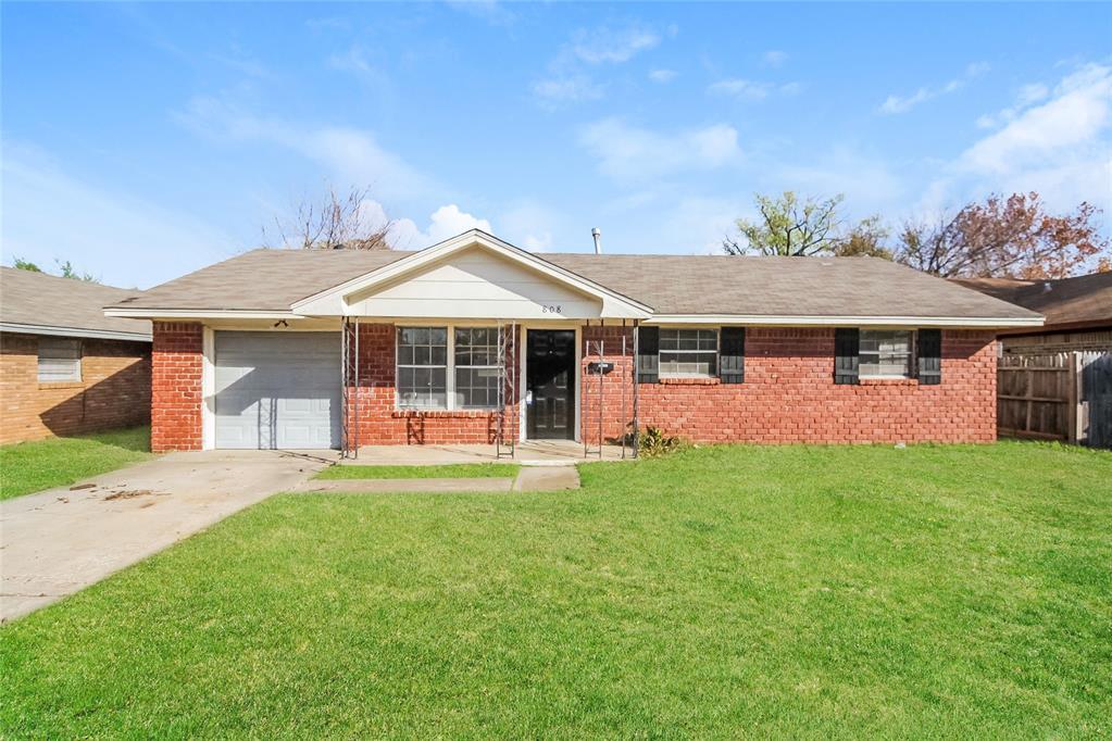 Foto principal - 808 Lotus Ave