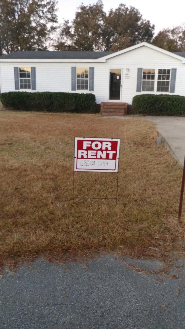 104 Nandina Pl, Dudley, NC 28333 House Rental in Dudley, NC