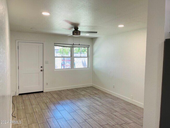 Foto del edificio - 4601 N 12th Ave