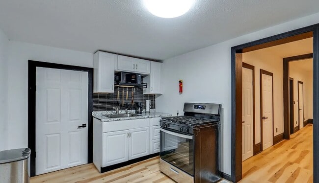 Building Photo - 2173 E 73rd St