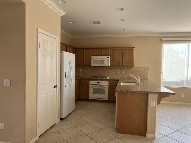 Building Photo - 81540 Monarch Ct