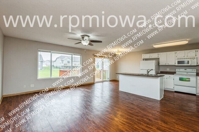 Foto del edificio - 908 SW 47th Cir