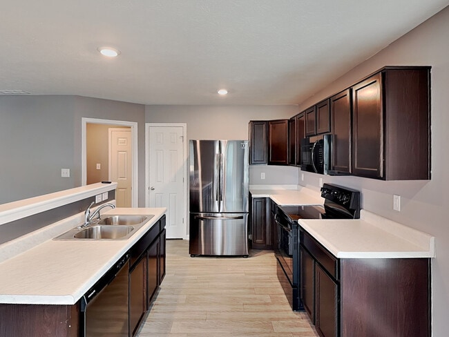 Foto del edificio - 8145 Ambrosia Ln