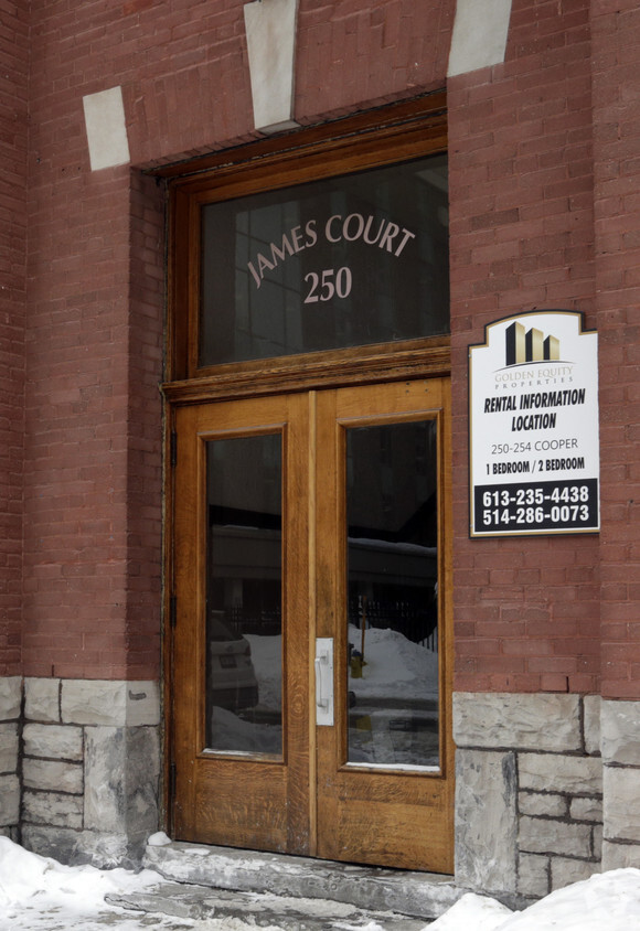 Photo du bâtiment - James Court / Balfour Court