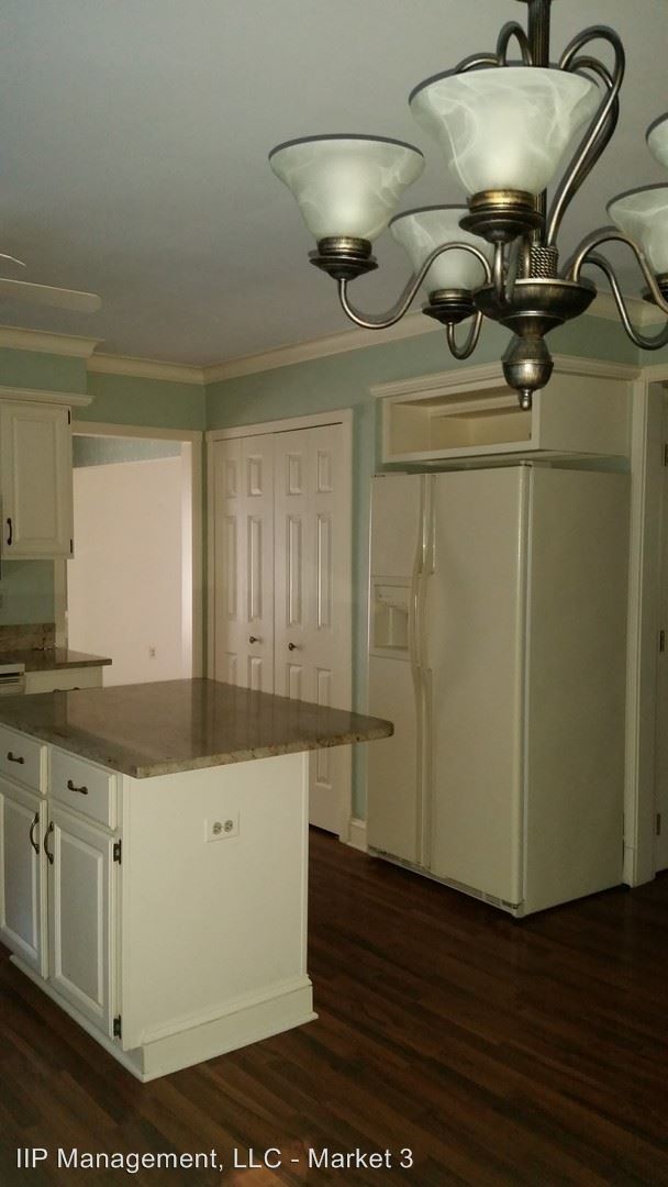 Building Photo - 25 High Ct