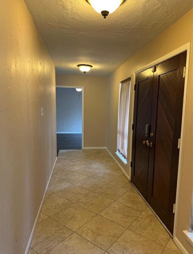 Foto del edificio - 17406 Spicewood Springs Ln