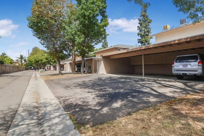 Building Photo - 13440 1/2 Village Drive