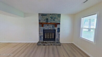 Building Photo - 102 Doughton Rd