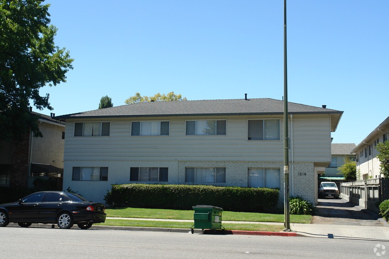 Building Photo - 1219 Leigh Ave