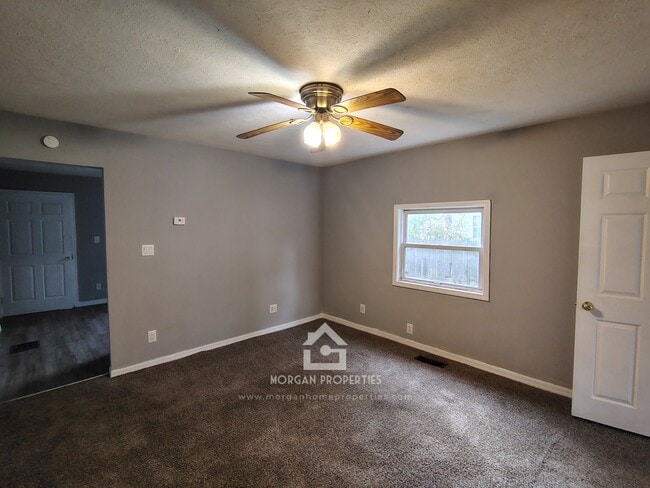 Building Photo - 1218 S 18th St