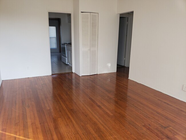 Foto del edificio - 4310 W Terrace Dr