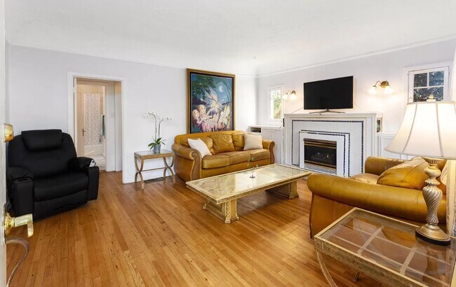 Foto del edificio - 3110 Highland Ave