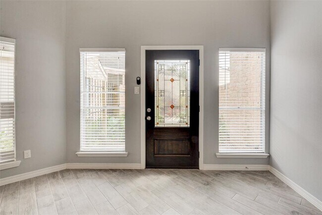 Building Photo - 12625 Memorial Dr