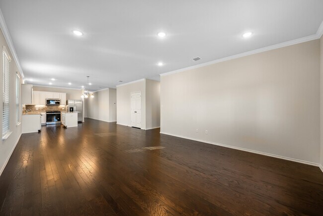 Foto del edificio - 508 English Oak St