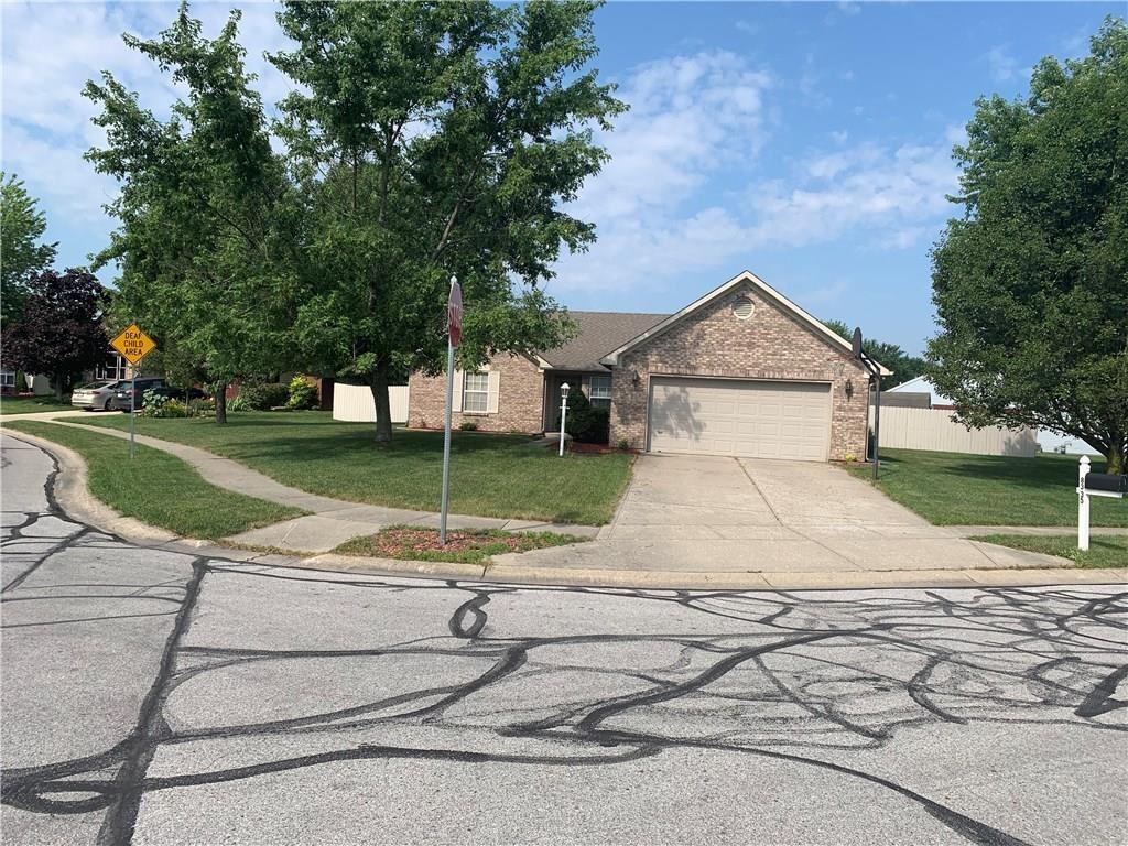 Foto principal - 8335 Bayshore Ln