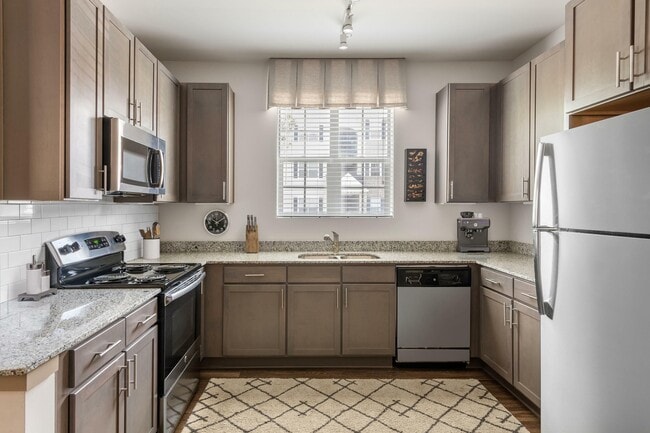 Building Photo - Green Park