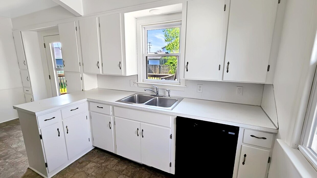 Foto principal - 105 Morning Glory St SW