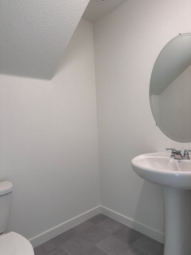Foto del edificio - Beautiful 2024 Built 3 bed 2 bath!