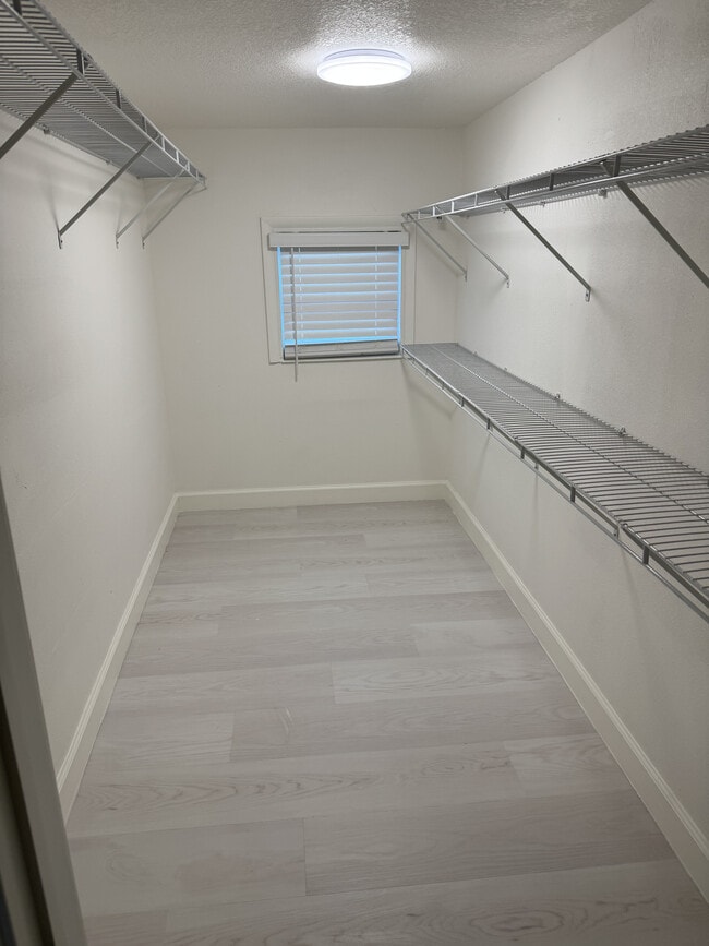 Foto del edificio - 909 36th St