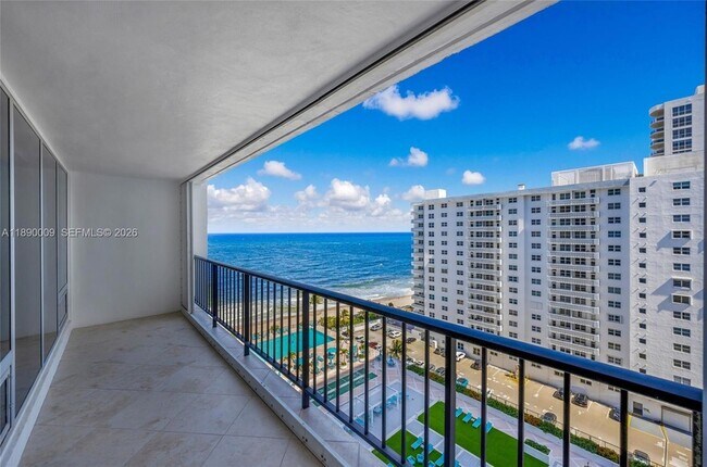 Foto del edificio - 4280 Galt Ocean Dr
