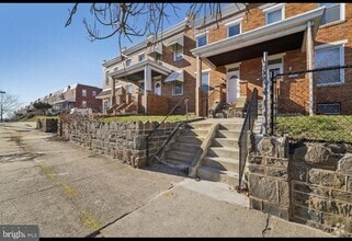 Building Photo - 1930 Grinnalds Ave