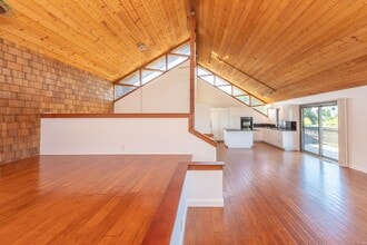 Building Photo - 740 Nardo Rd