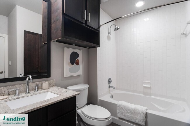Foto del edificio - 4300 Cromwell Dr