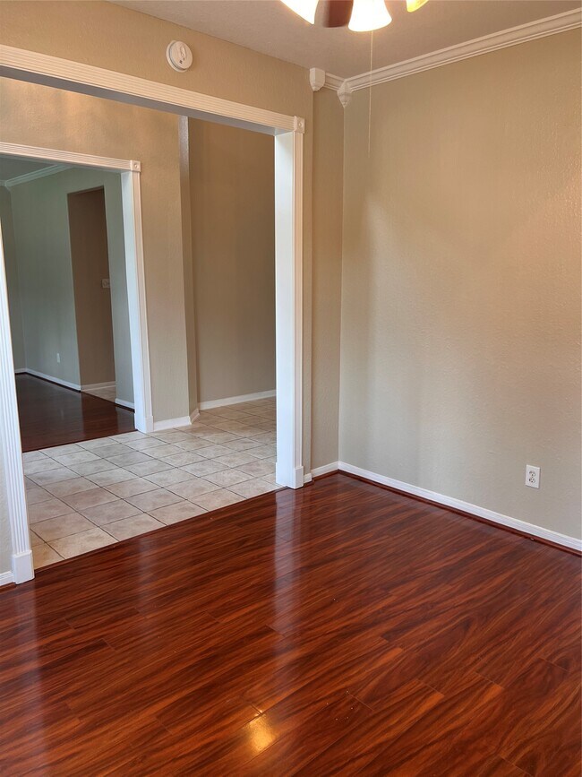 Foto del edificio - 14210 Meadow Estates Ln