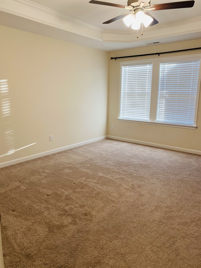 Master Bedroom - 1005 Myers Point Dr