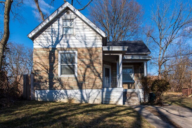 Foto del edificio - Cute 3Bed 1 Bath on Cul De Sac in College ...