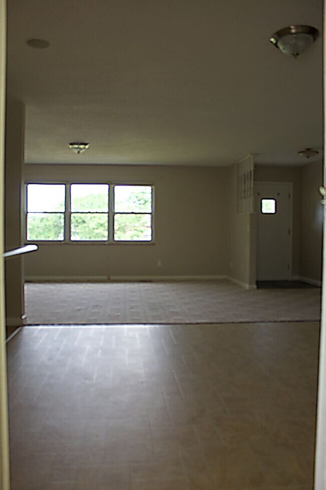 Foto del edificio - Beautiful Brick 3 bedroom 2 bath Maryville...