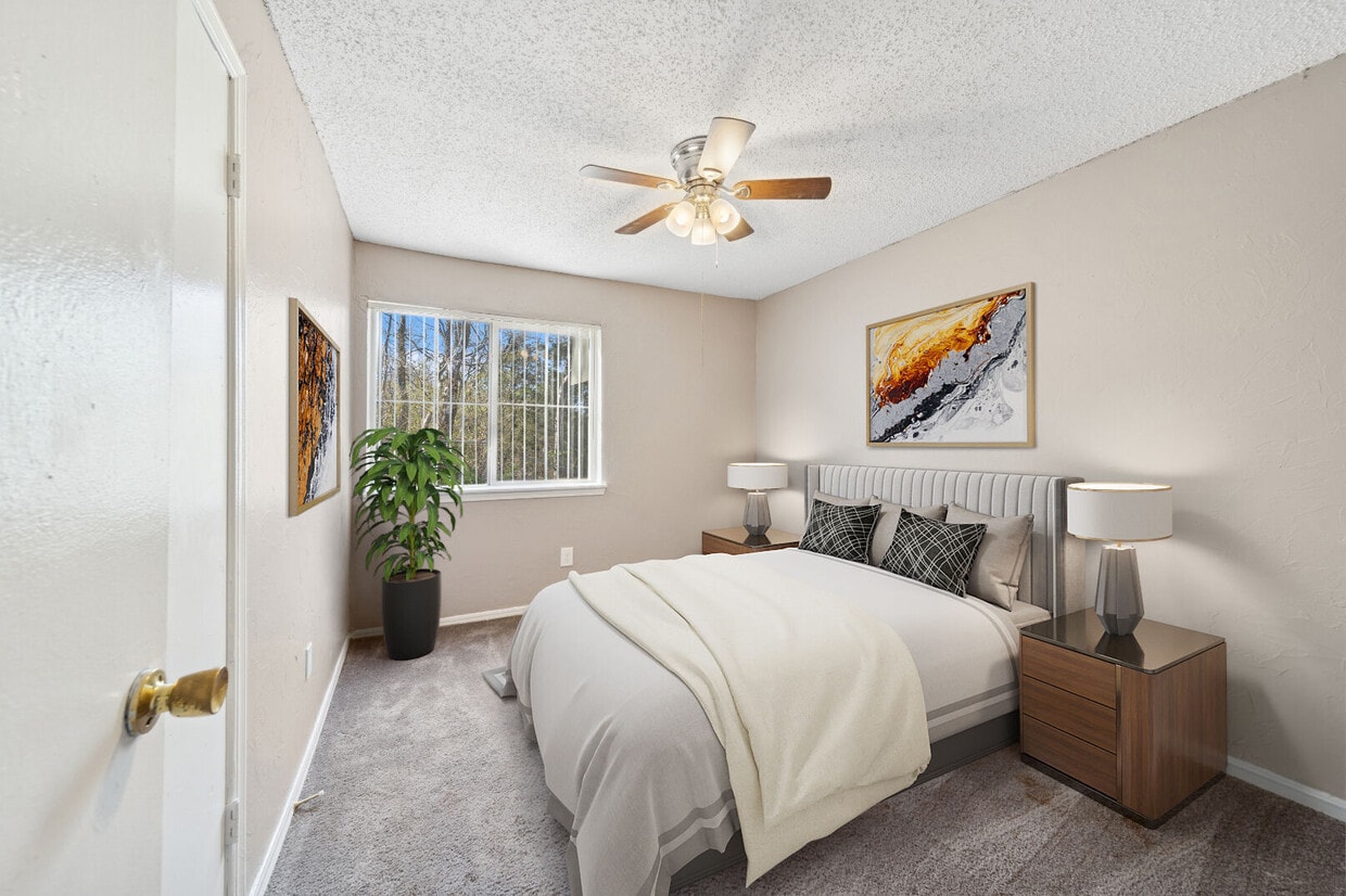 Primary Photo - Cypress Pointe