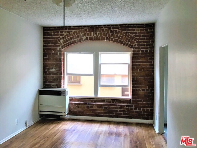 Building Photo - 1520 S Wilton Pl