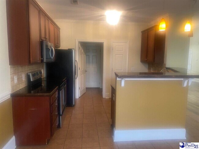 Building Photo - 424 Sterling Dr