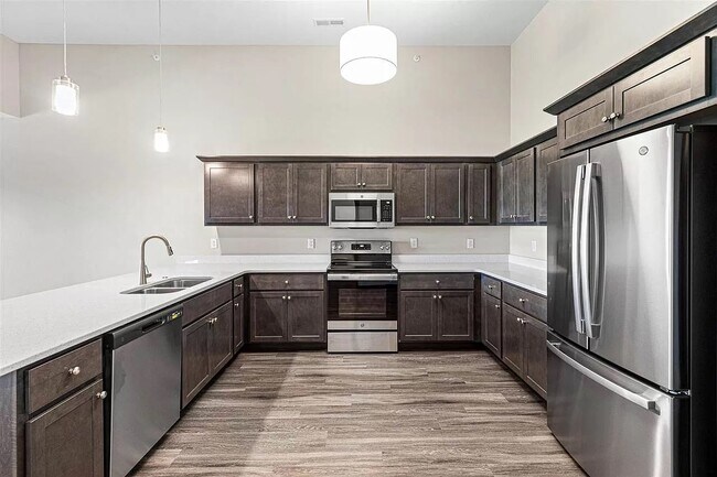 Foto del edificio - 2871 Spring Rose Cir