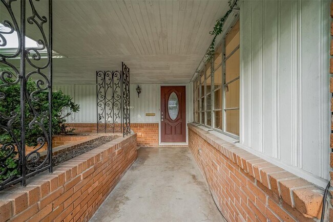 Foto del edificio - 3407 Deal St